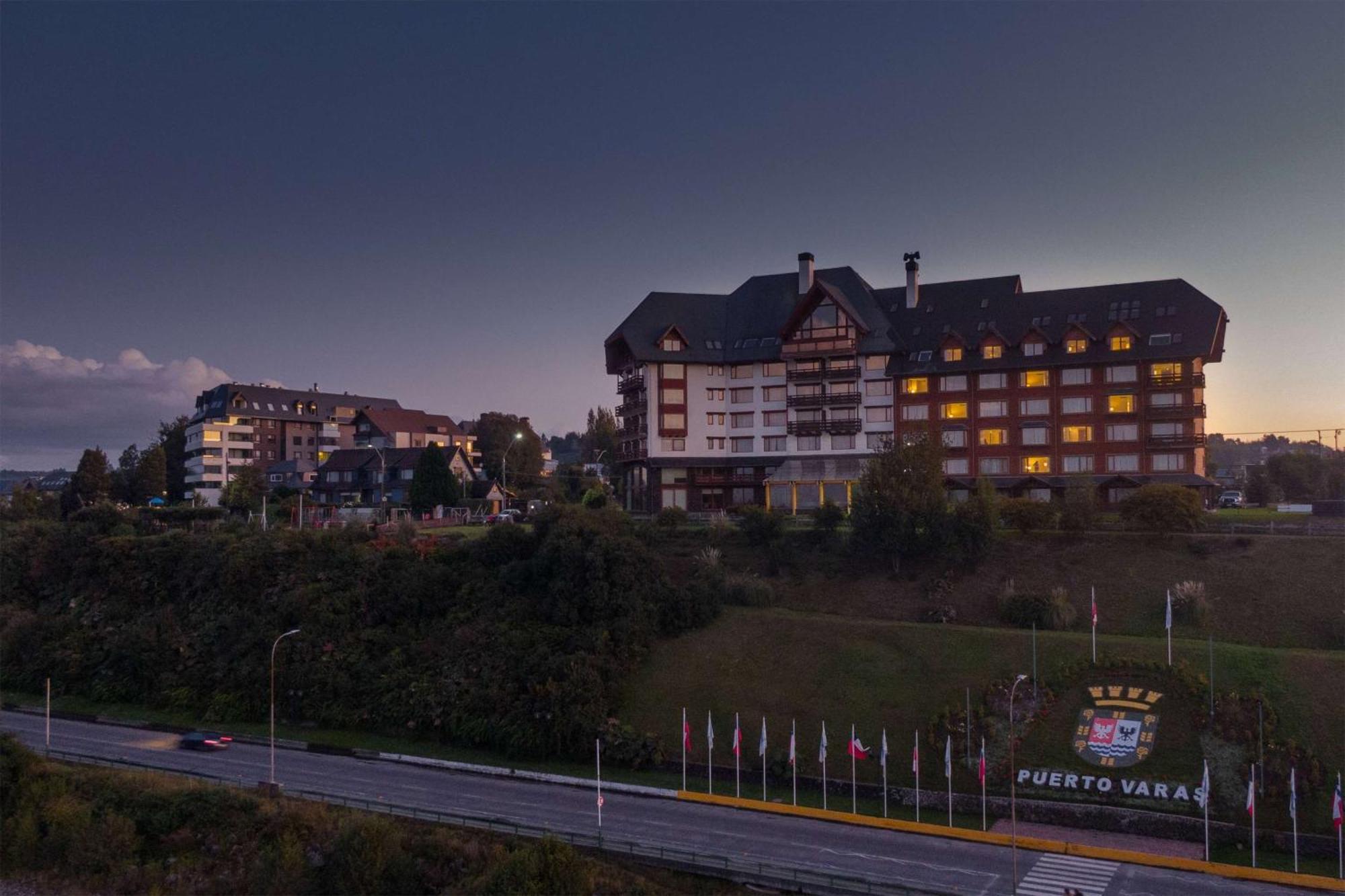 Wyndham Puerto Varas Pettra Exterior foto Puerto Varas